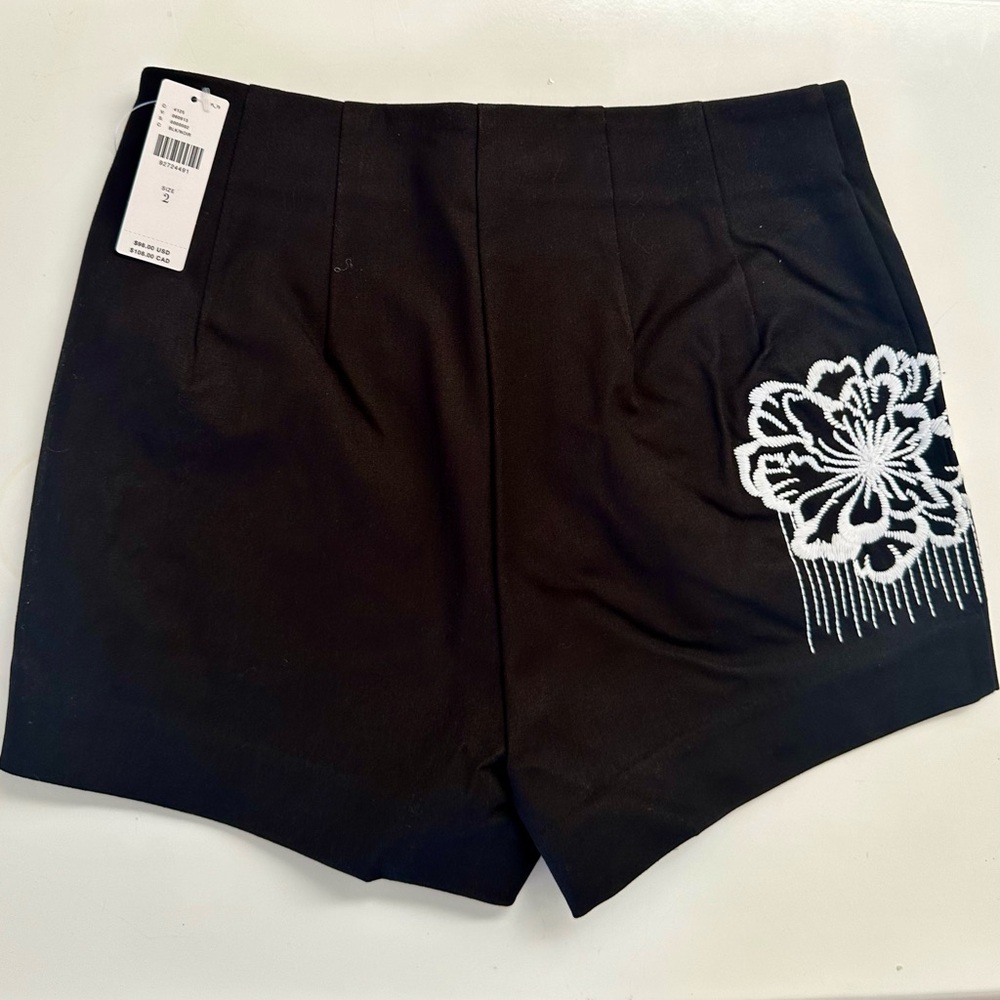 Maeve Embroidered Micro Shorts - Size 2 (US) - Picture 6 of 11